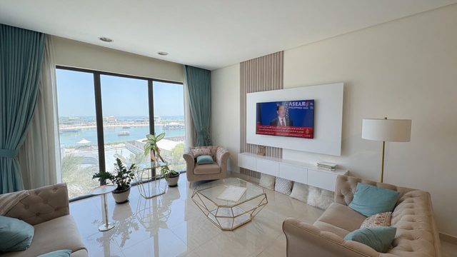 Two-Bedroom Apartment with Water Views, Reef Island