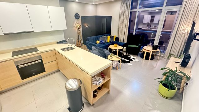 One Bedroom Apartment with Dual Bathrooms, Juffair