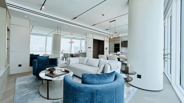 3-Bedroom Apartment with Sea Views and Spa, Bahrain Bay