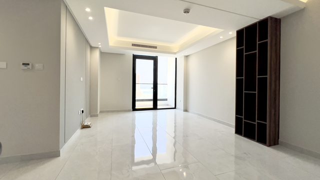 One Bedroom Apartment with Water Views, Amwaj Islands